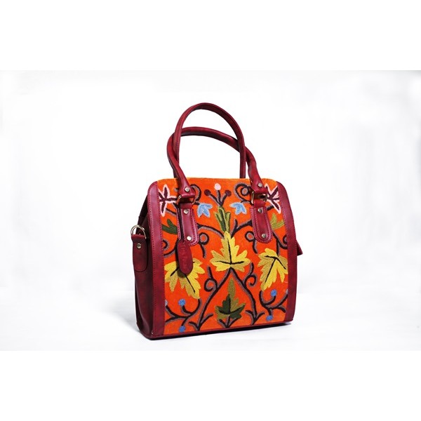 Elegant Autumn-Inspired Embroidered Handbag