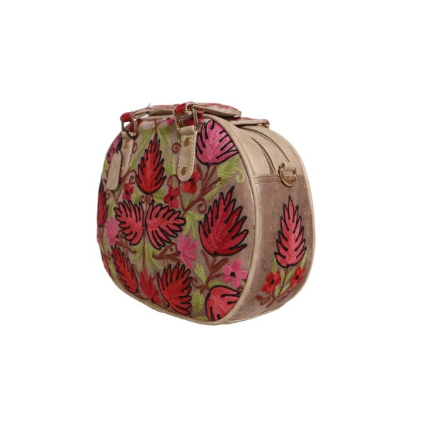 vibrant floral embroidery Elegance Handbag