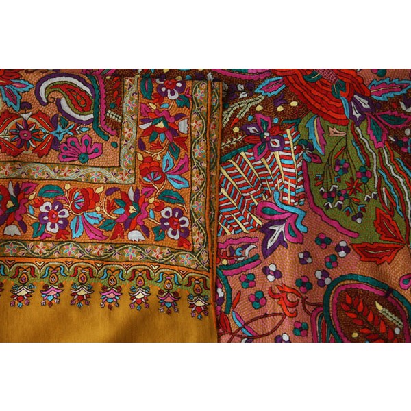 Hgh-quality wool| ensuring warmth and comfort | Embroidered Kashmiri Shawl